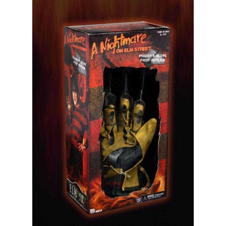 Nightmare On Elm Street 1984 Replica 1/1 Freddy's Glove NECA